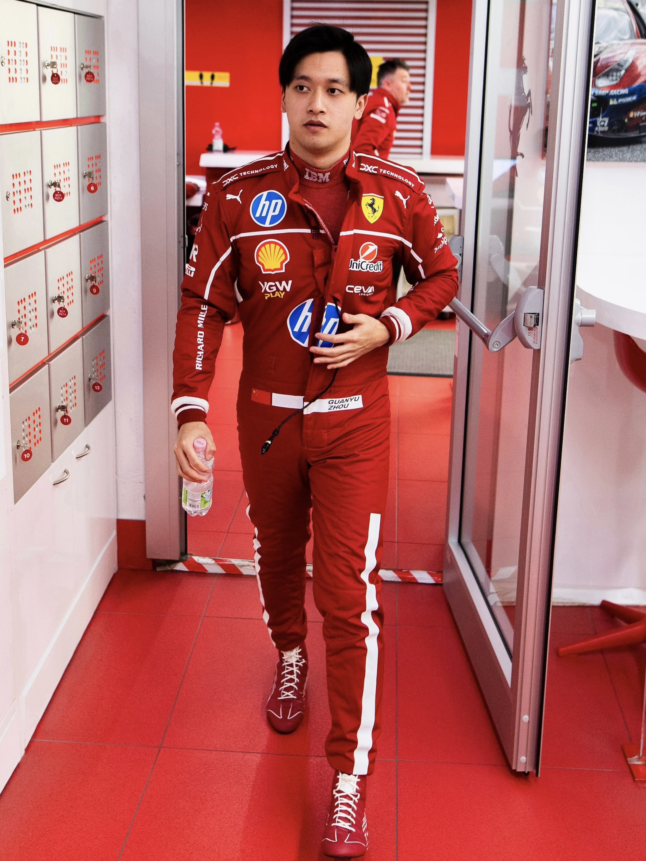 开云体育APP下载-关于雷诺车队完胜索伯车队，周冠宇统治全场的信息